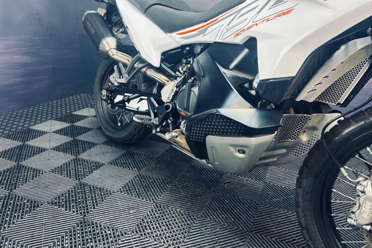 KTM 790 ADVENTURE