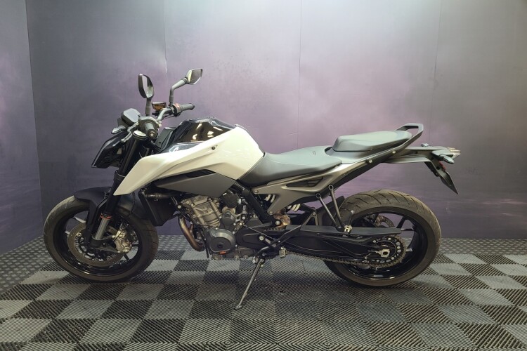 KTM 790 DUKE