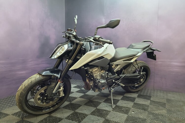 KTM 790 DUKE