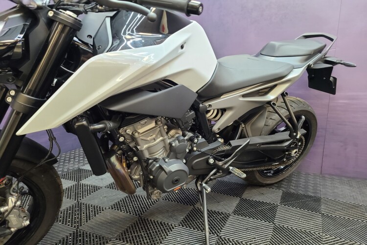 KTM 790 DUKE