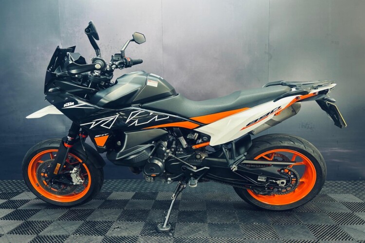 2023 KTM 890 SMT, Orange - photo 4