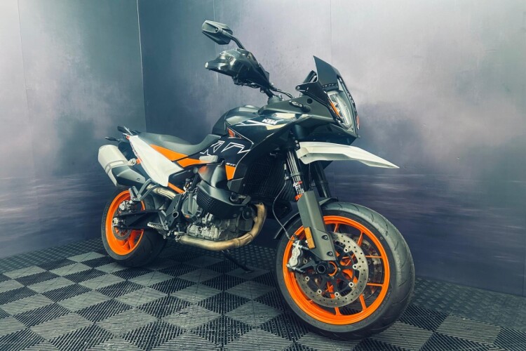 2023 KTM 890 SMT, Orange - photo 5