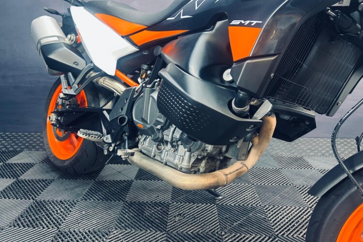 2023 KTM 890 SMT, Orange - photo 11
