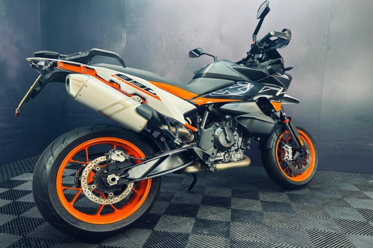 2023 KTM 890 SMT, Orange - photo 13