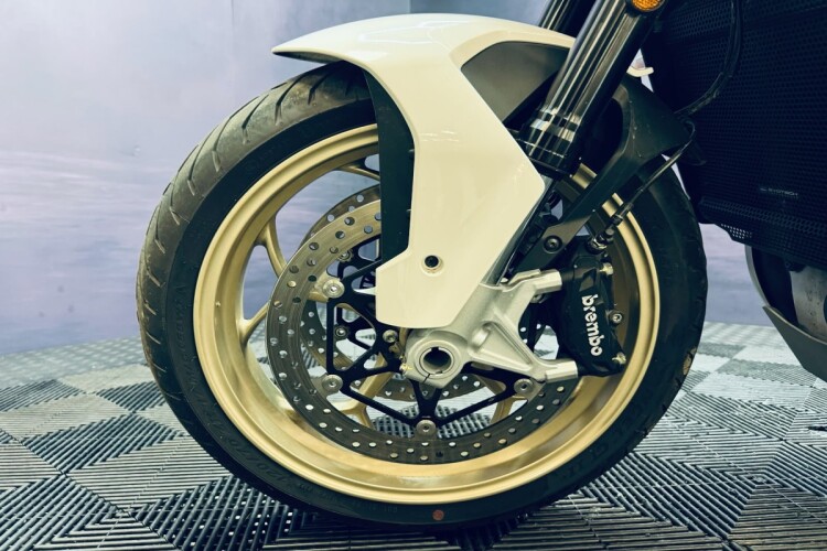 MOTO GUZZI V100 MANDELLO