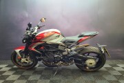 MV AGUSTA BRUTALE 800