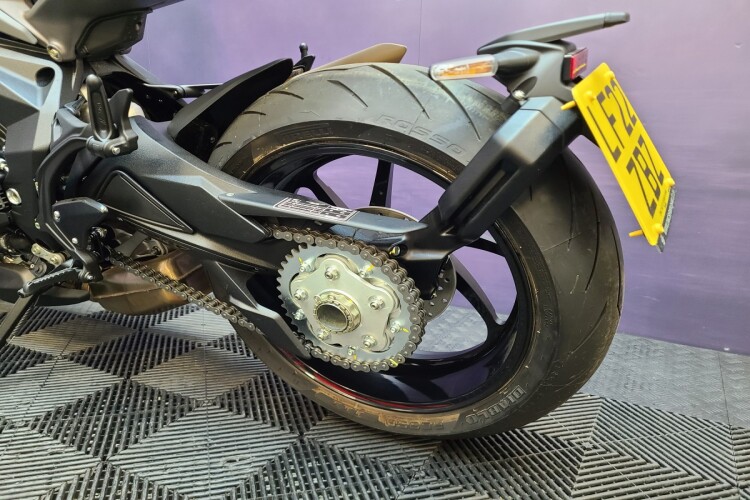 MV AGUSTA BRUTALE 800