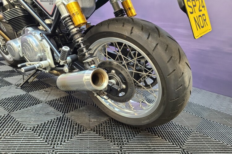 NORTON COMMANDO 961