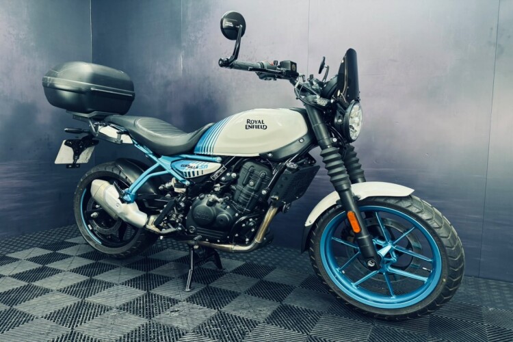 ROYAL ENFIELD GUERRILLA 450