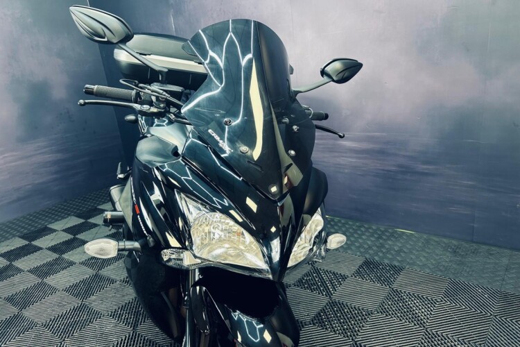 SUZUKI GSX-S1000F