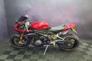 TRIUMPH SPEED TRIPLE 1200