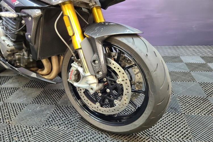 TRIUMPH SPEED TRIPLE 1200