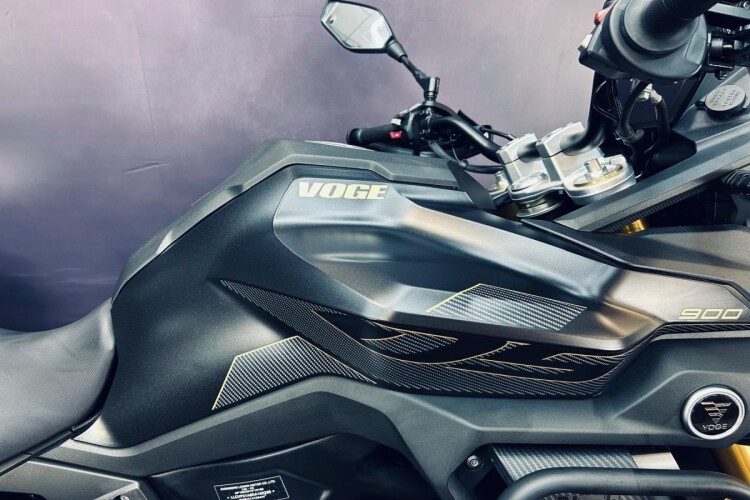 VOGE DS900X