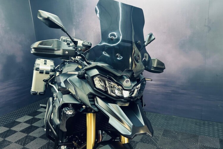 VOGE DS900X