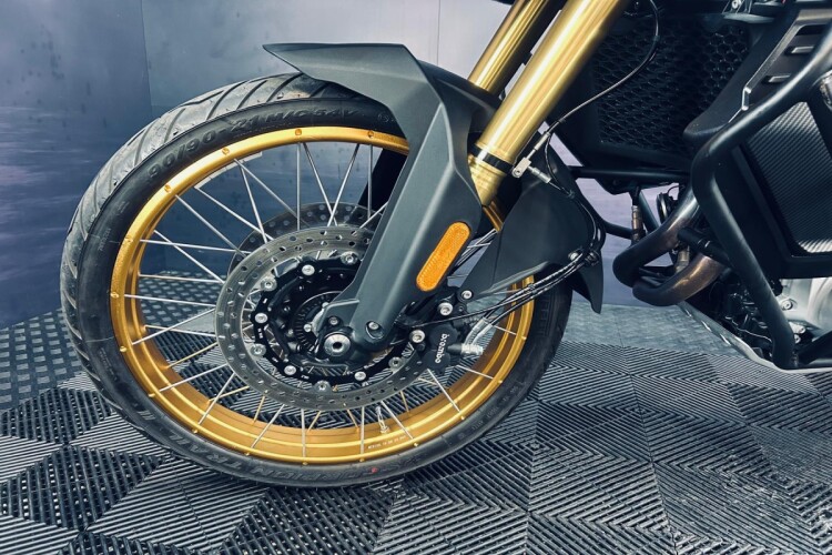 VOGE DS900X