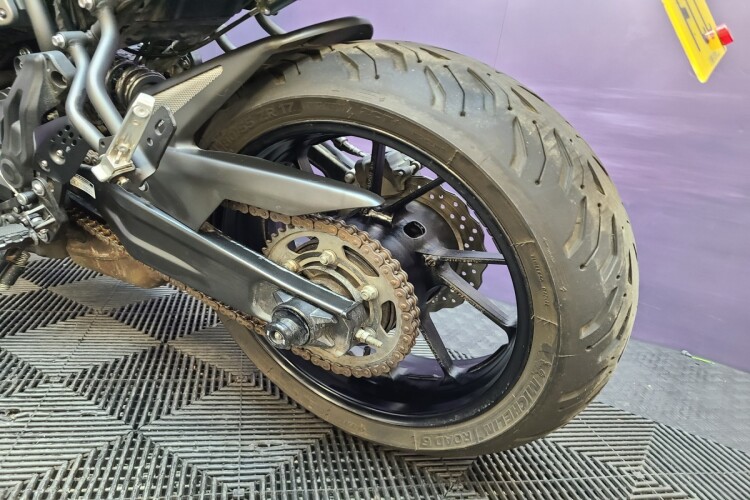 YAMAHA XSR700