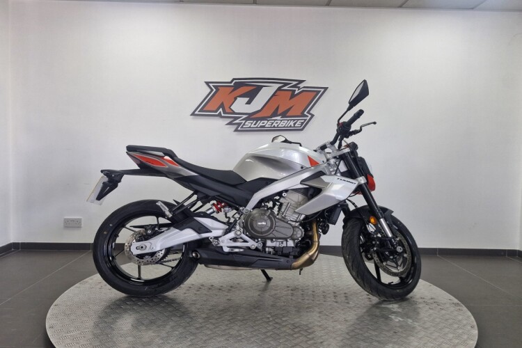 APRILIA TUONO 457