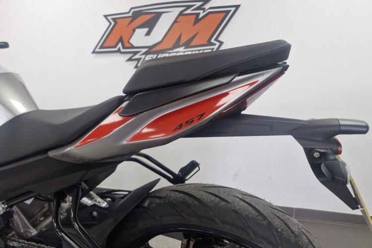 APRILIA TUONO 457