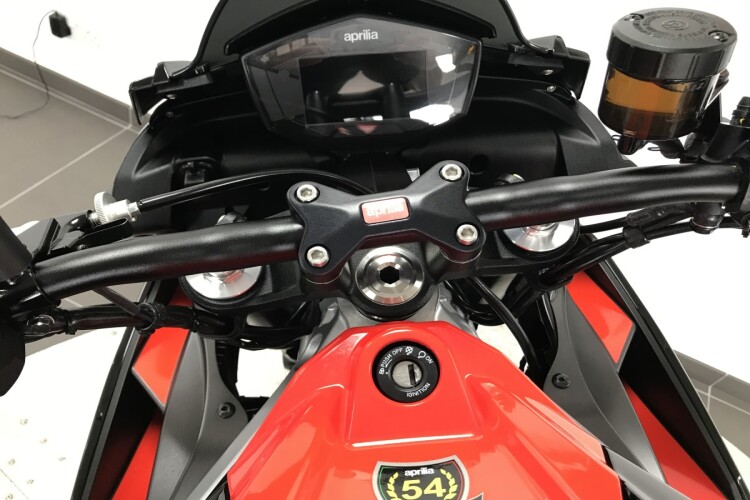 APRILIA TUONO 660 FACTORY