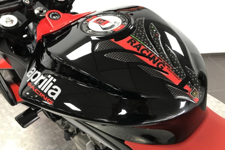 APRILIA TUONO 660 FACTORY