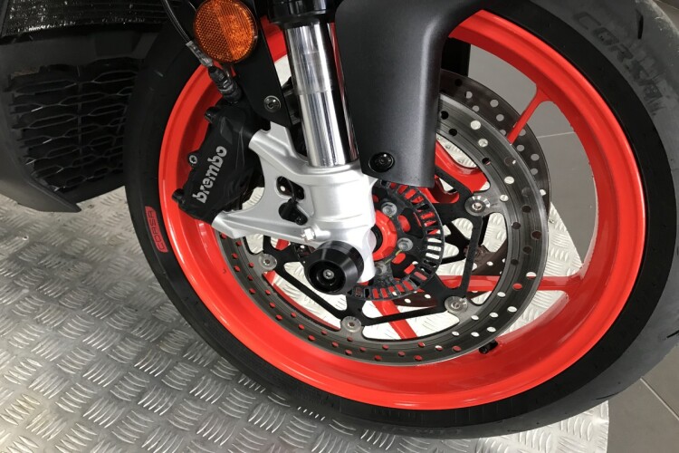 APRILIA TUONO 660 FACTORY