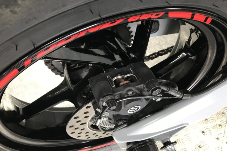 APRILIA TUONO 660 FACTORY