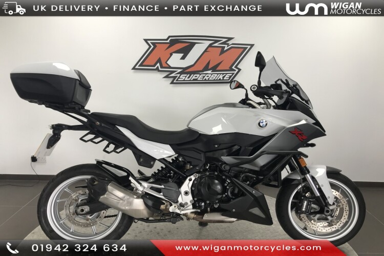 BMW F 900 XR