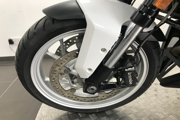BMW F 900 XR