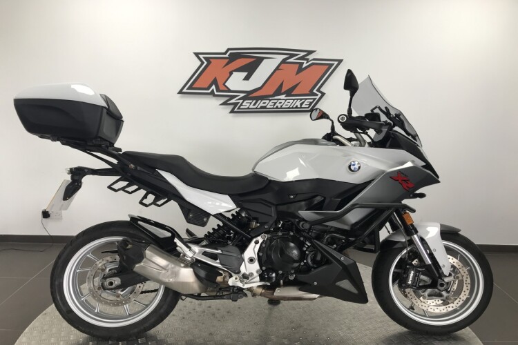 BMW F 900 XR