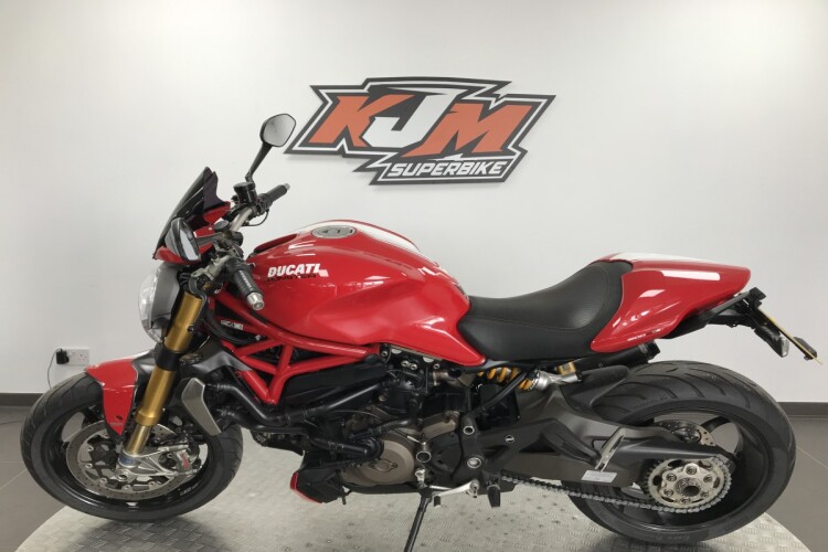 DUCATI MONSTER 1200