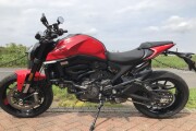 DUCATI MONSTER 937