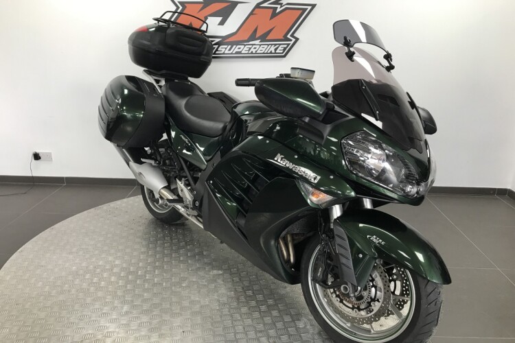 KAWASAKI 1400GTR