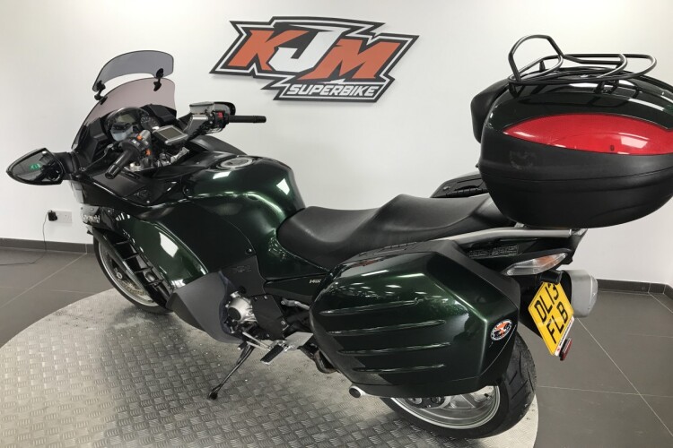 KAWASAKI 1400GTR