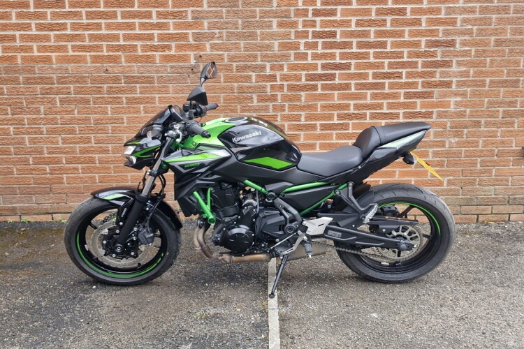 KAWASAKI Z650