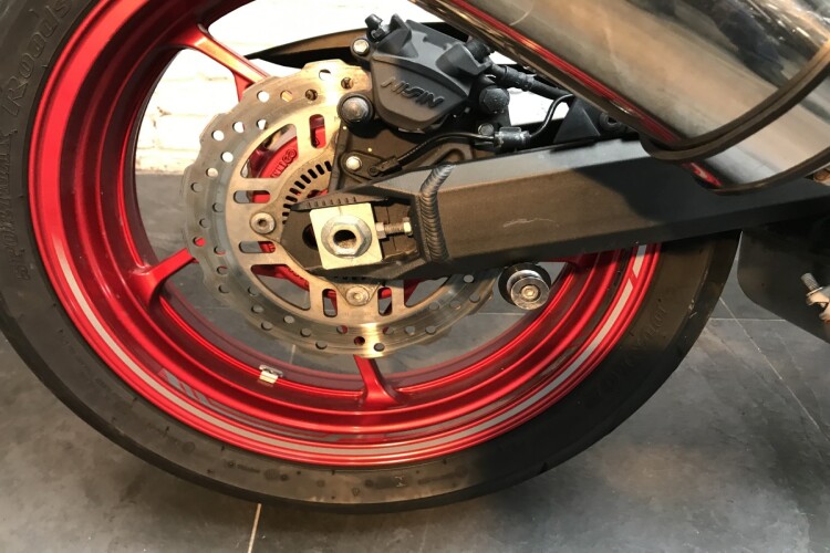 KAWASAKI Z900