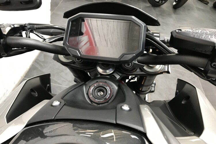 KAWASAKI Z900