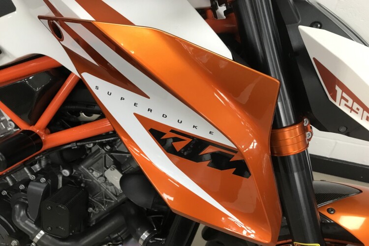 KTM 1290 SUPER DUKE R