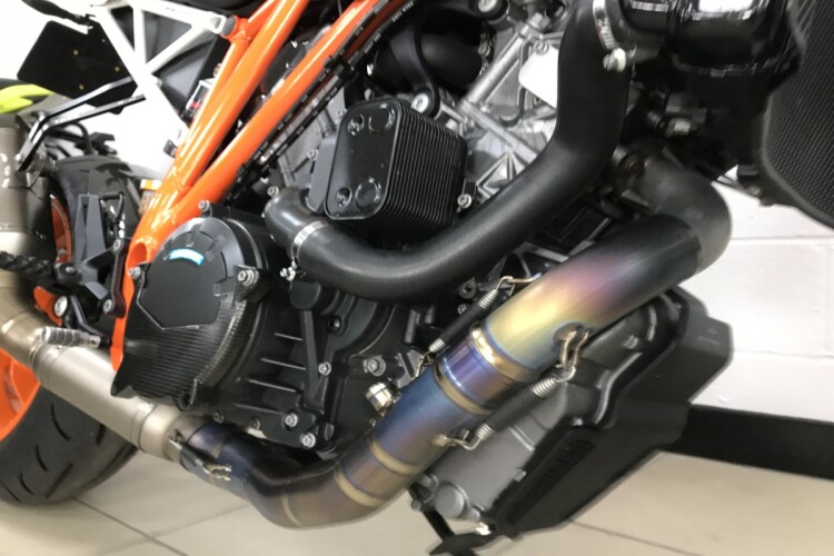 KTM 1290 SUPER DUKE R