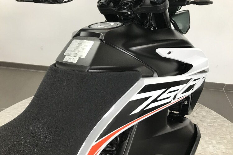 KTM 790 ADVENTURE