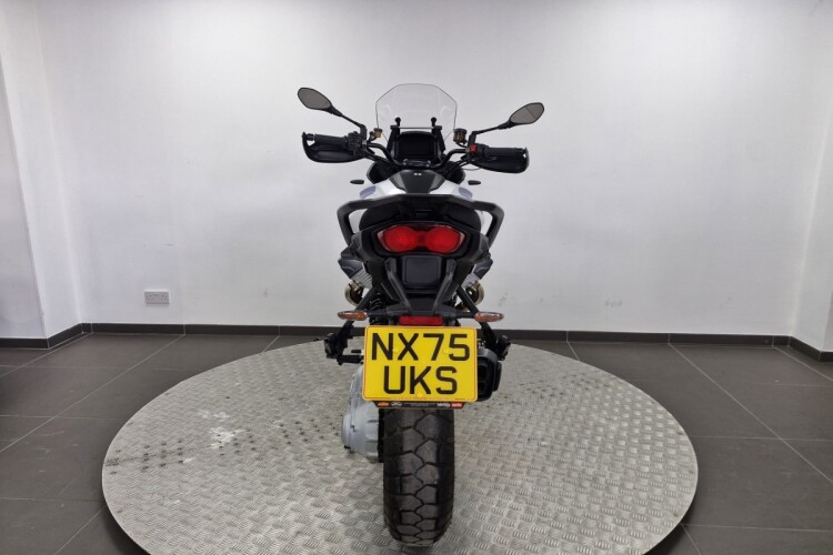 MOTO GUZZI STELVIO