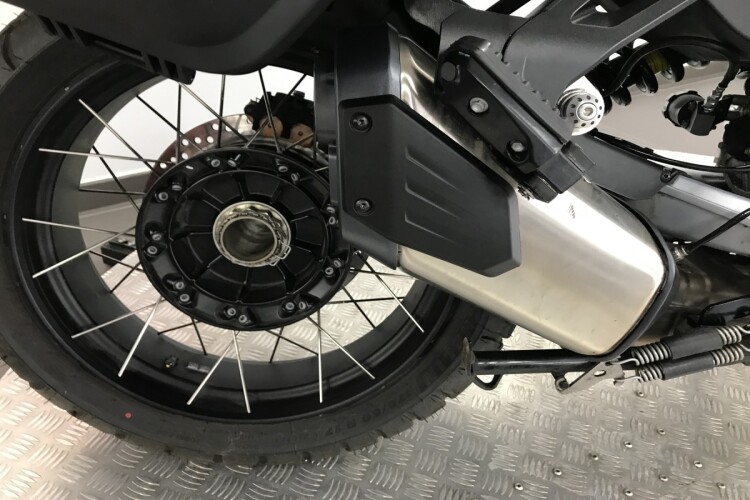2025 MOTO GUZZI STELVIO, Yellow - photo 14