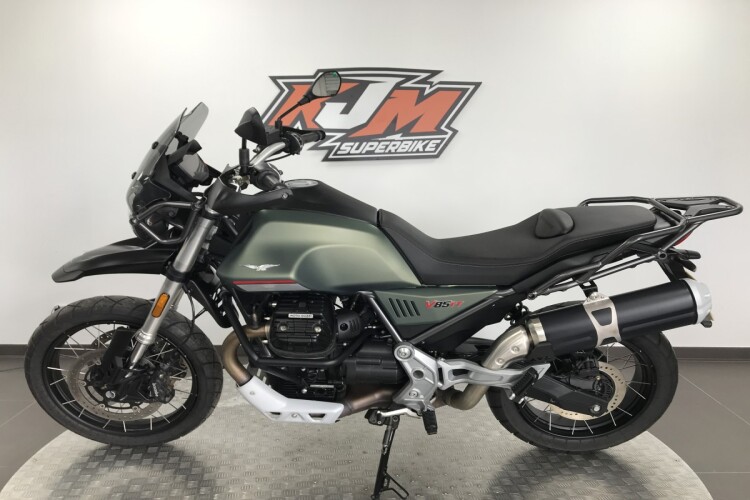 MOTO GUZZI V85