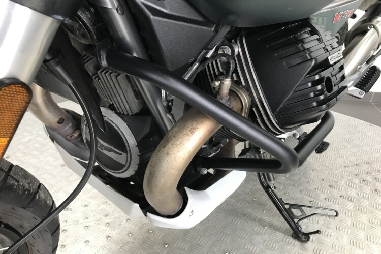 MOTO GUZZI V85