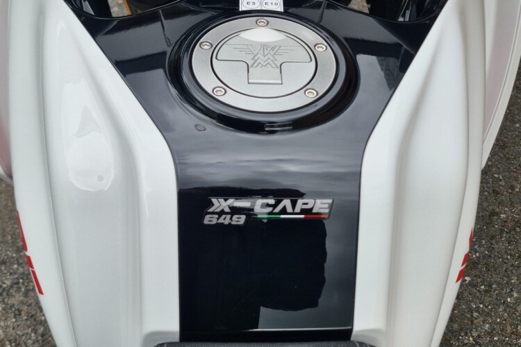 MOTO MORINI X CAPE