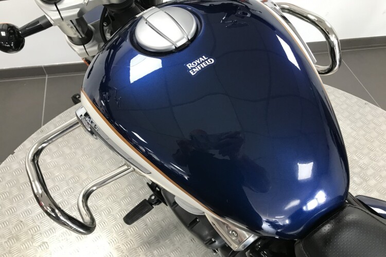 ROYAL ENFIELD SUPER METEOR 650