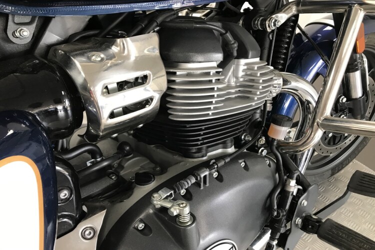 ROYAL ENFIELD SUPER METEOR 650