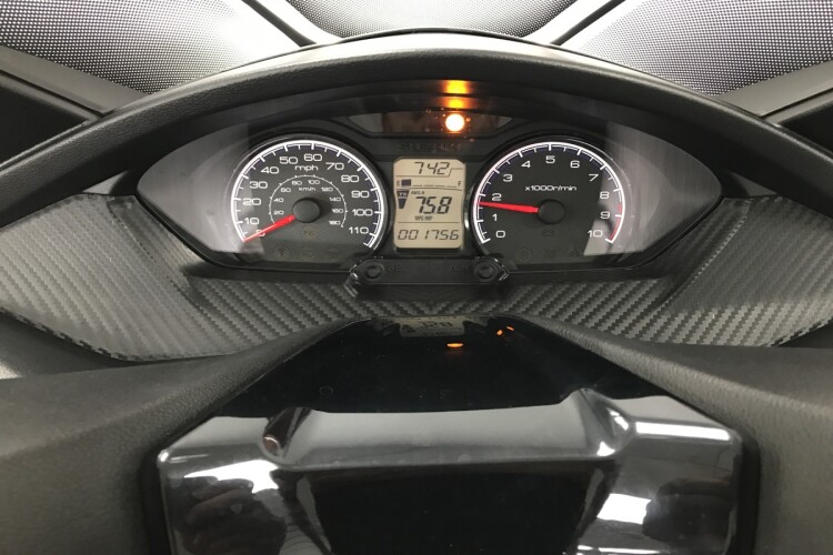 SUZUKI BURGMAN 400