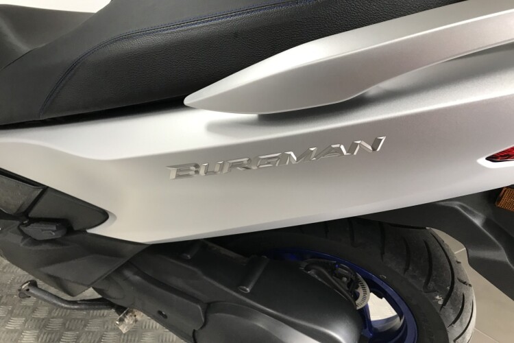 SUZUKI BURGMAN 400
