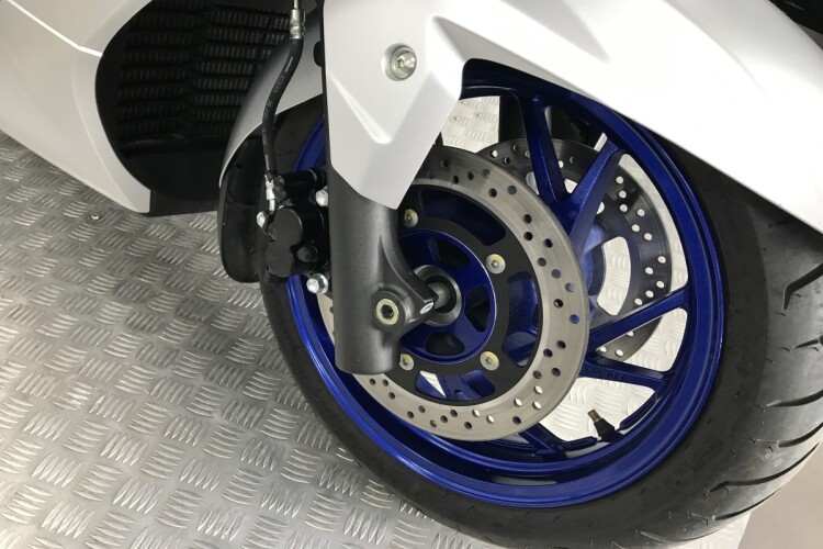 SUZUKI BURGMAN 400