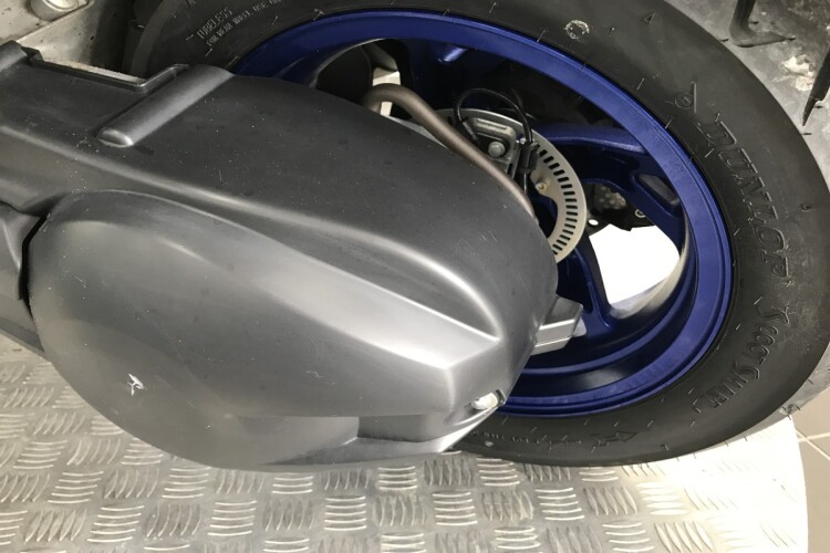 SUZUKI BURGMAN 400